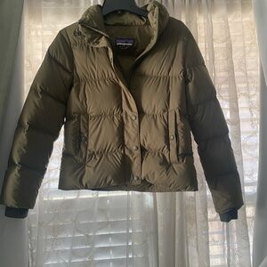 Patagonia Women's Khaki Puffer Jacket